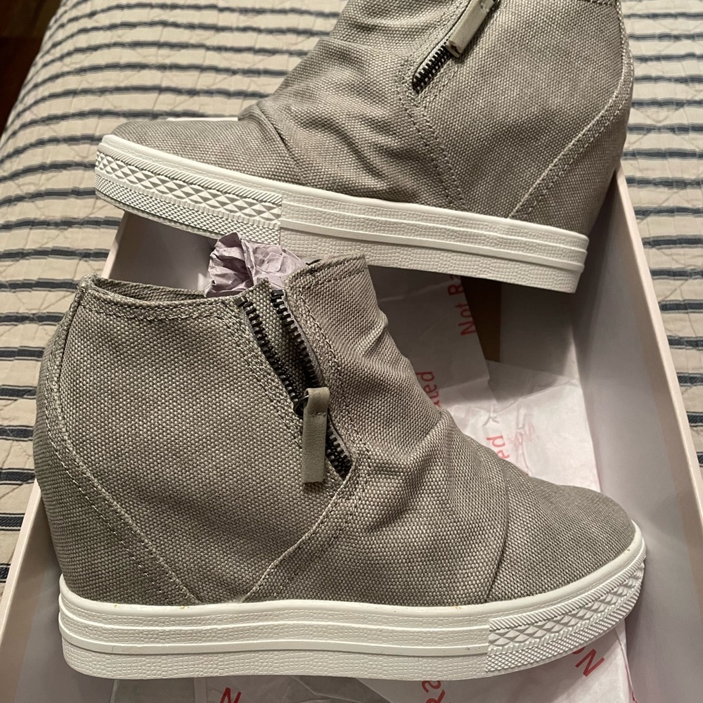 Gray Women's Wedge Sneakers
